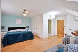 Photo 11- click for photo gallery